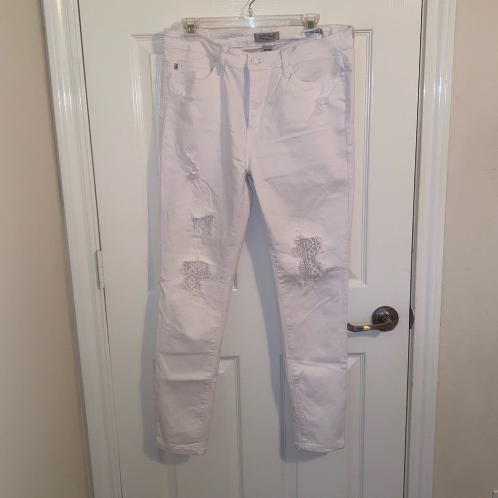 Judy Blue, White lace cutout skinny jeans, Size 13/31